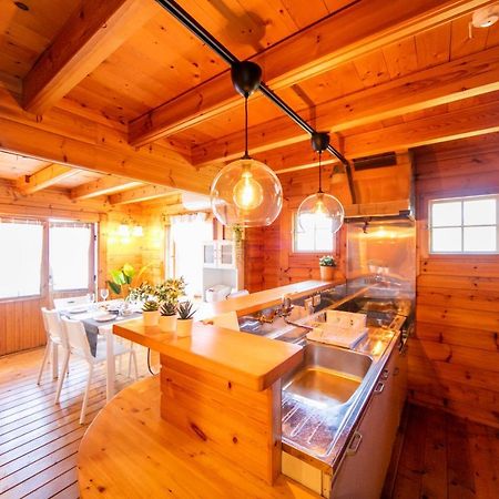 Awaji Seaside Log House In Goshiki 1 Villa Sumoto Exterior photo